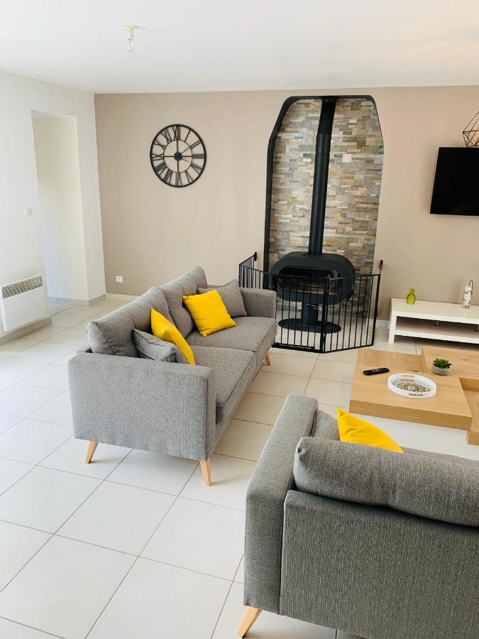 Le Gite De La Mongatelais Villa Roz-Landrieux Exteriör bild